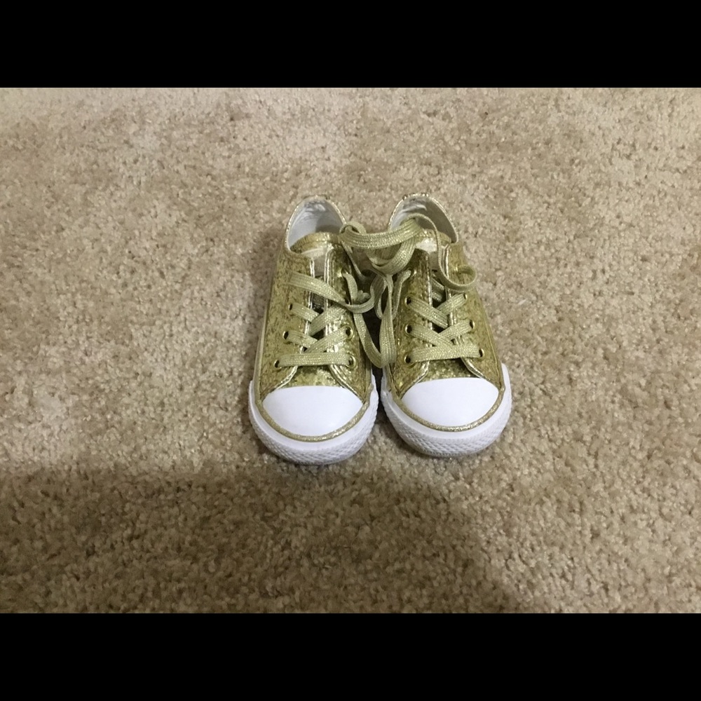 GOLD GLITTER CONVERSE